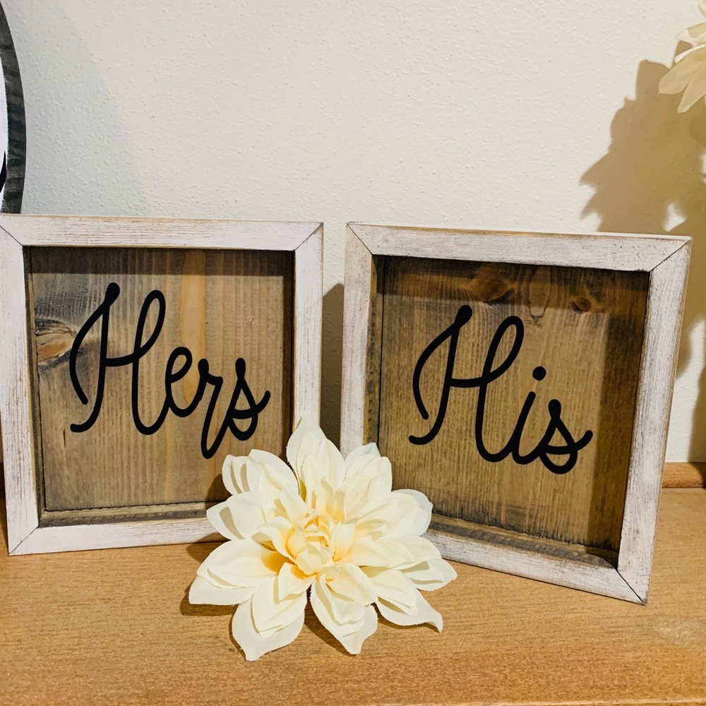 Decor wood signs